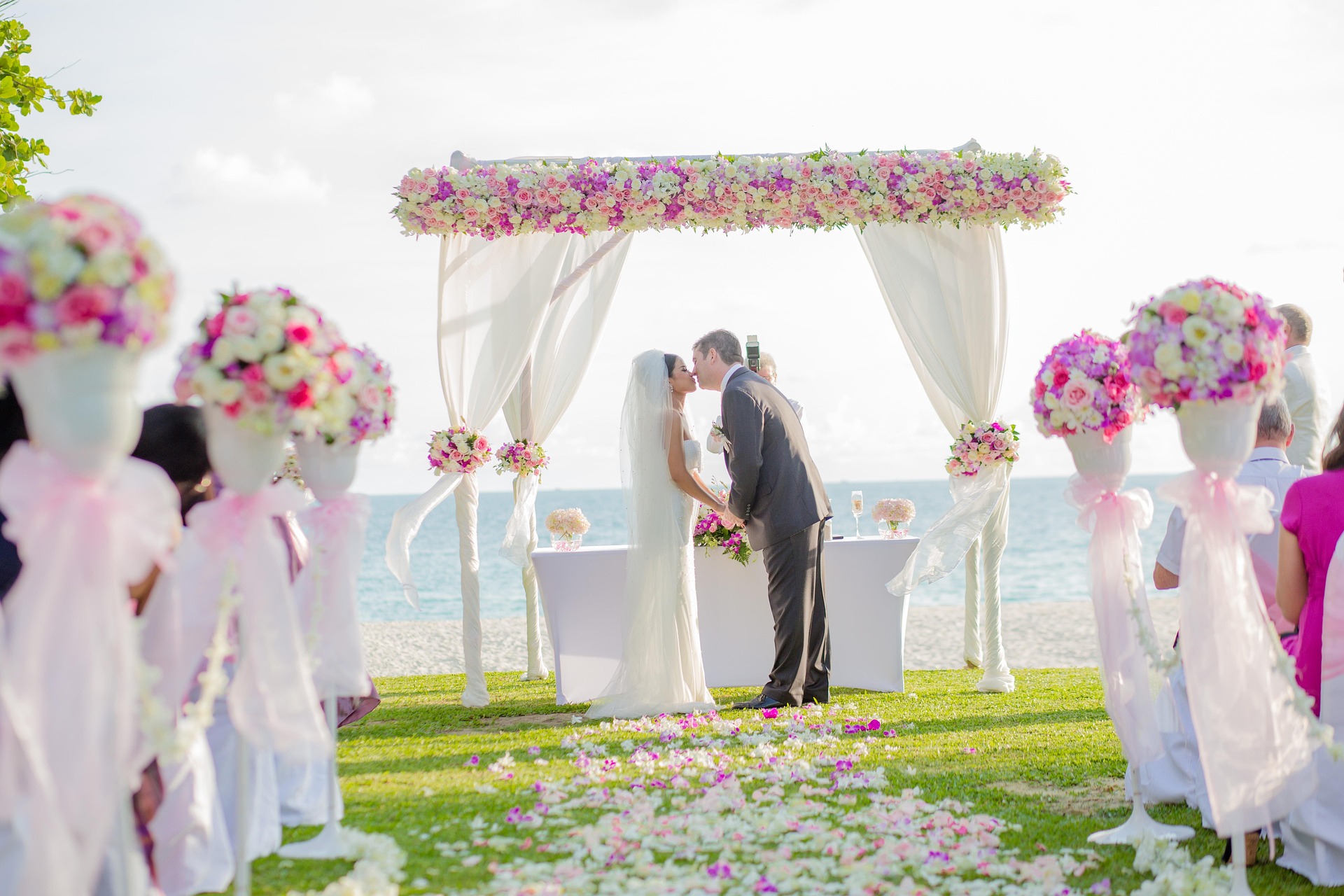 romantic-m-flower-achway-2574849_1920